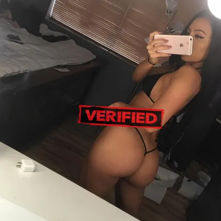 Annette pussy Find a prostitute Thinadhoo